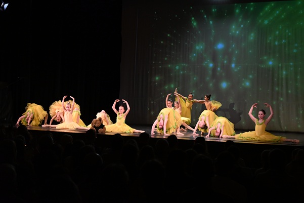 Schliessen von annenpolka.JPG