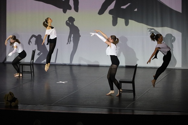 Schliessen von modernteens.JPG